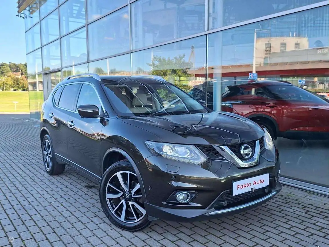 NISSAN X-TRAIL