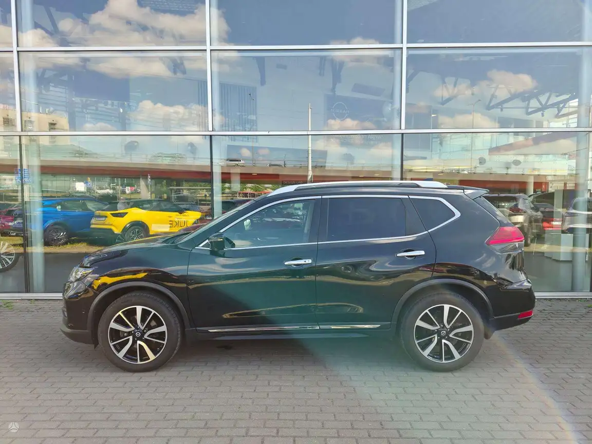 NISSAN X-TRAIL