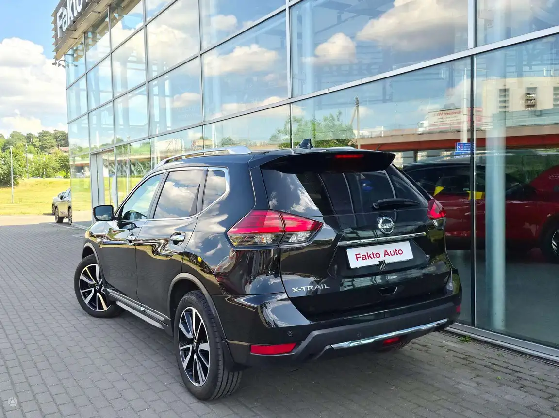 NISSAN X-TRAIL