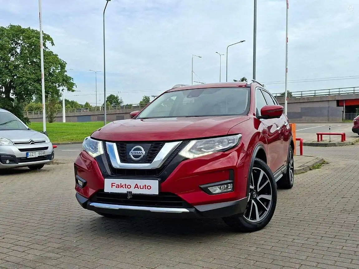 NISSAN X-TRAIL