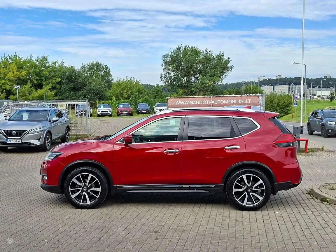NISSAN X-TRAIL