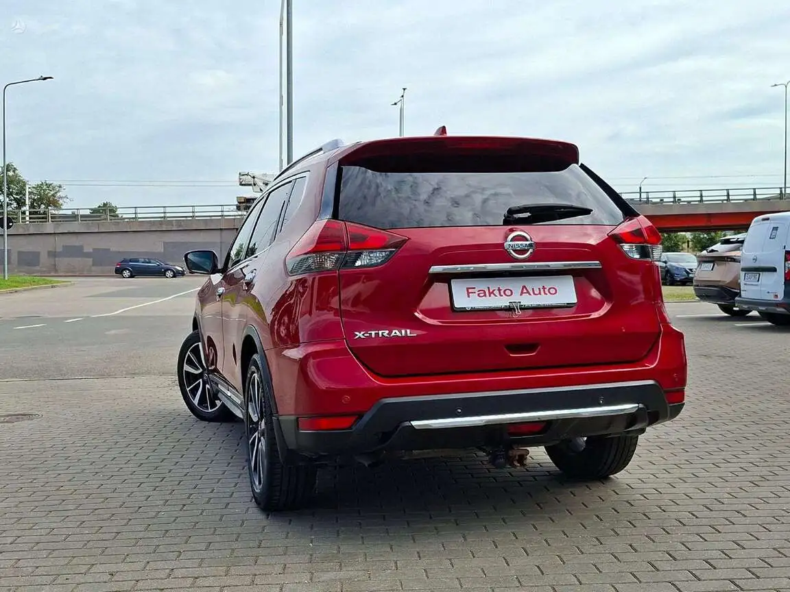 NISSAN X-TRAIL