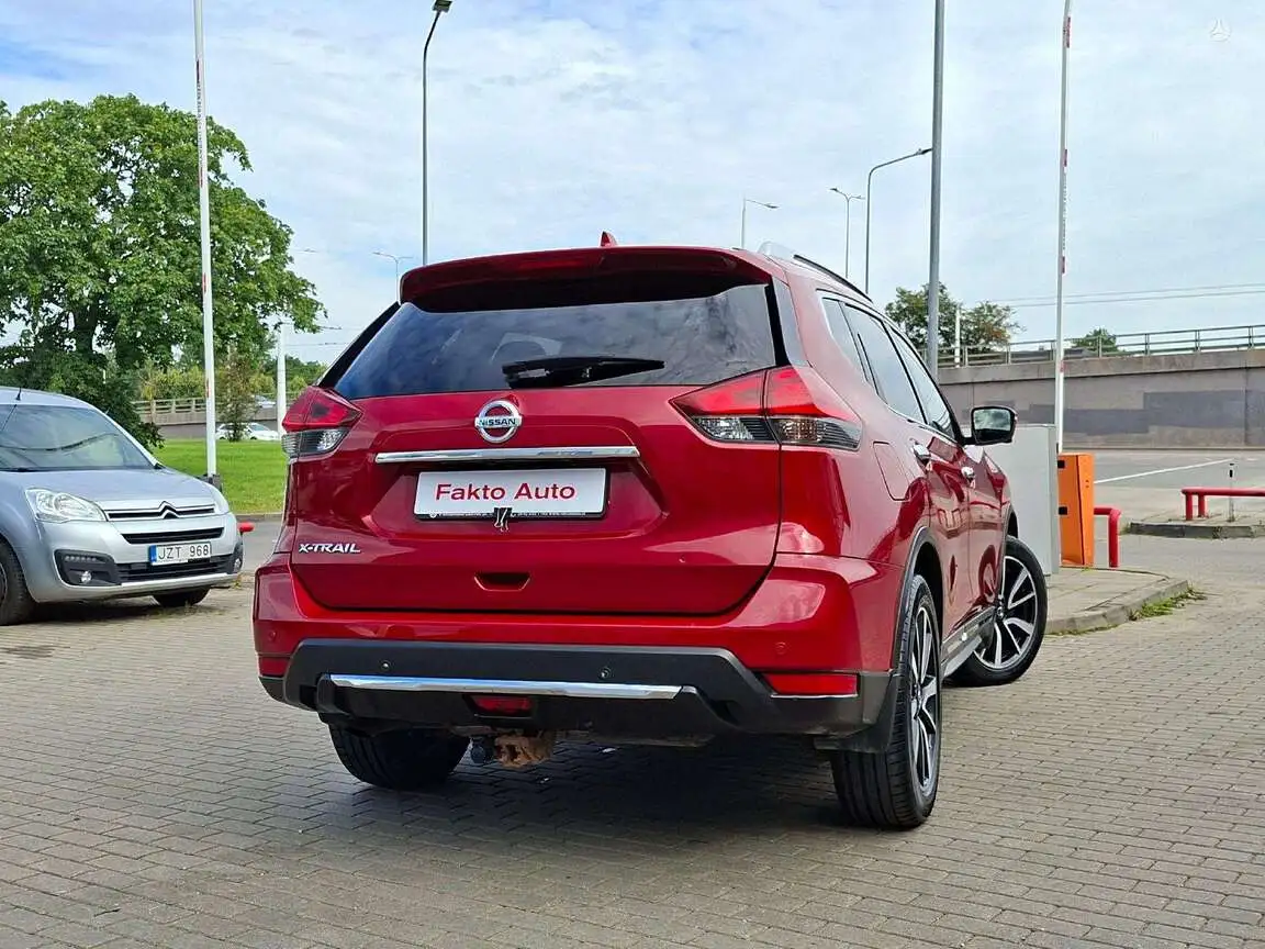 NISSAN X-TRAIL
