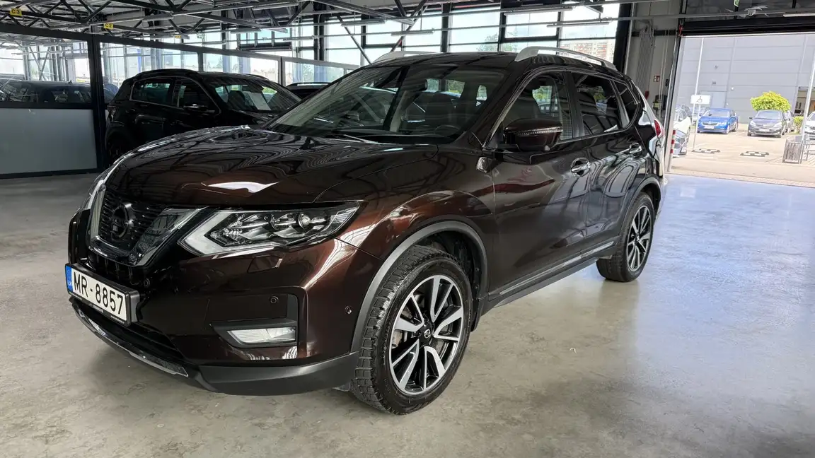 NISSAN X-TRAIL