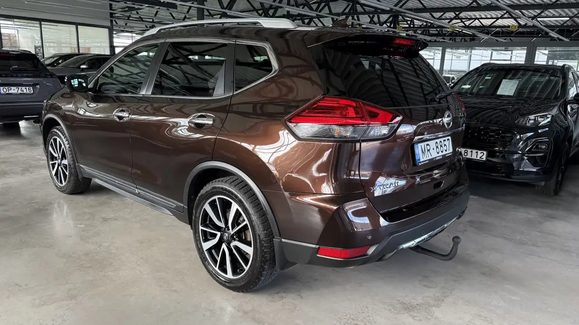 NISSAN X-TRAIL