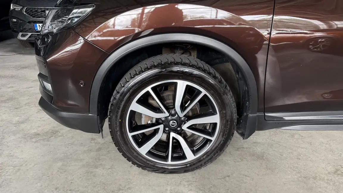NISSAN X-TRAIL