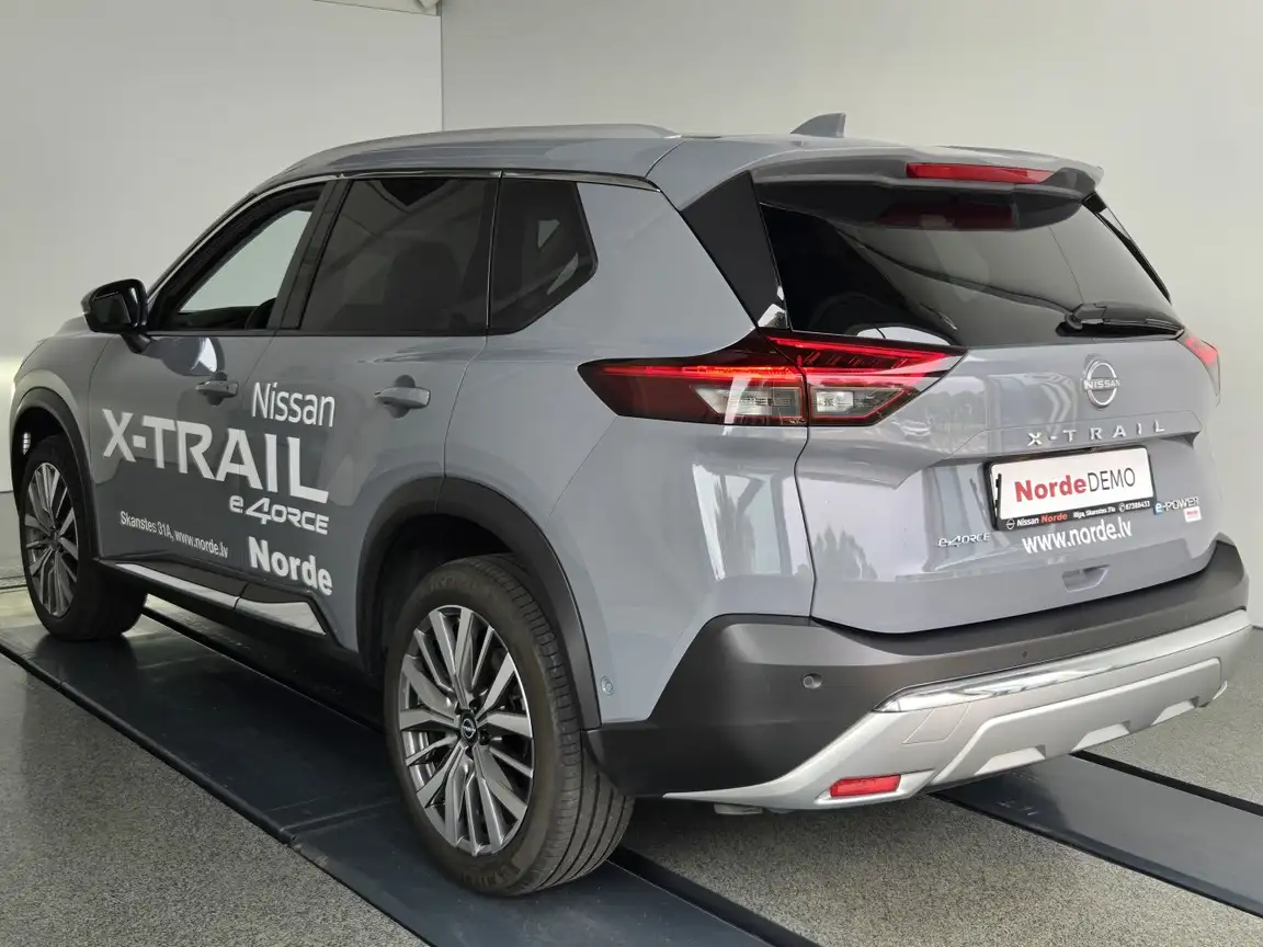 NISSAN X-TRAIL