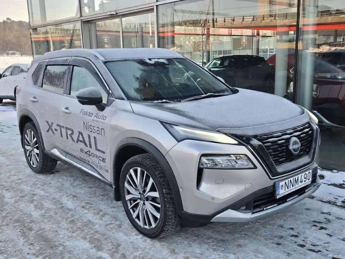 NISSAN X-TRAIL