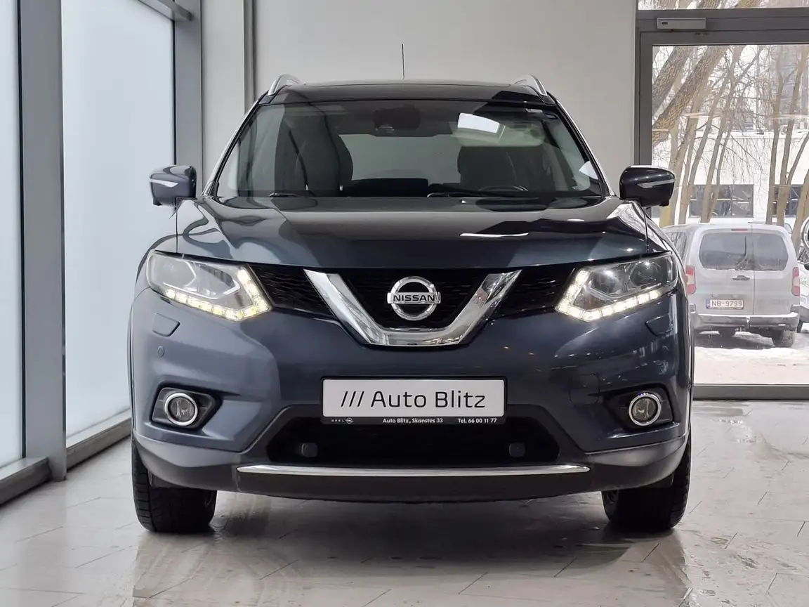 NISSAN X-TRAIL