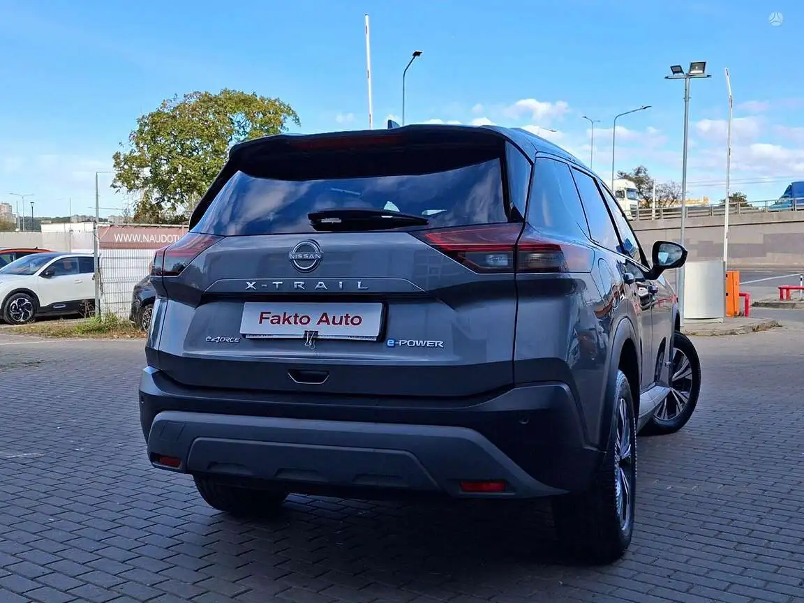 NISSAN X-TRAIL