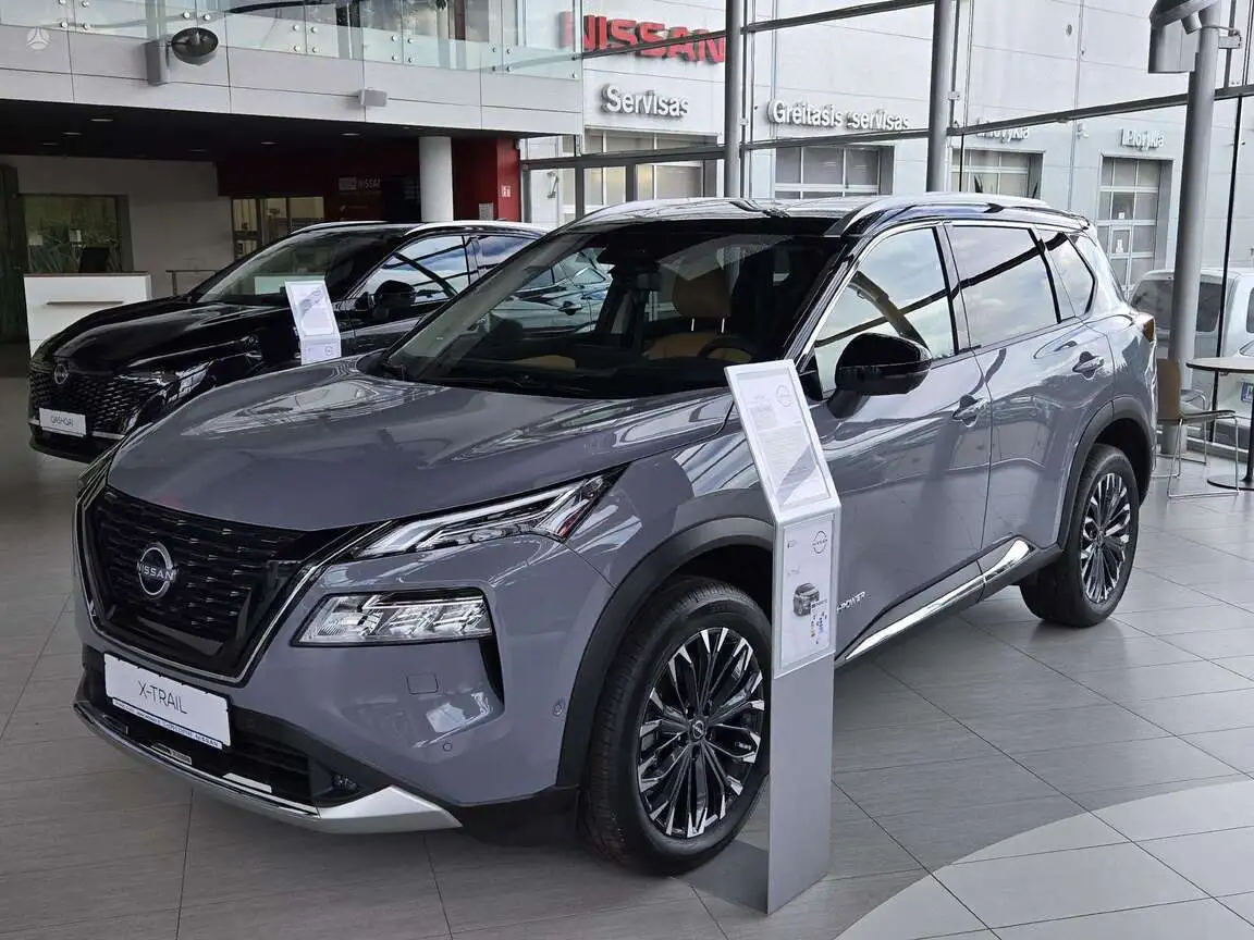 NISSAN X-TRAIL