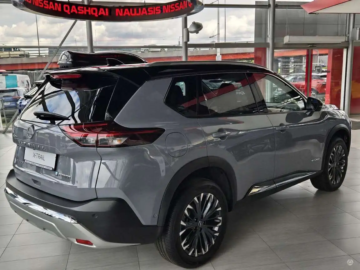 NISSAN X-TRAIL