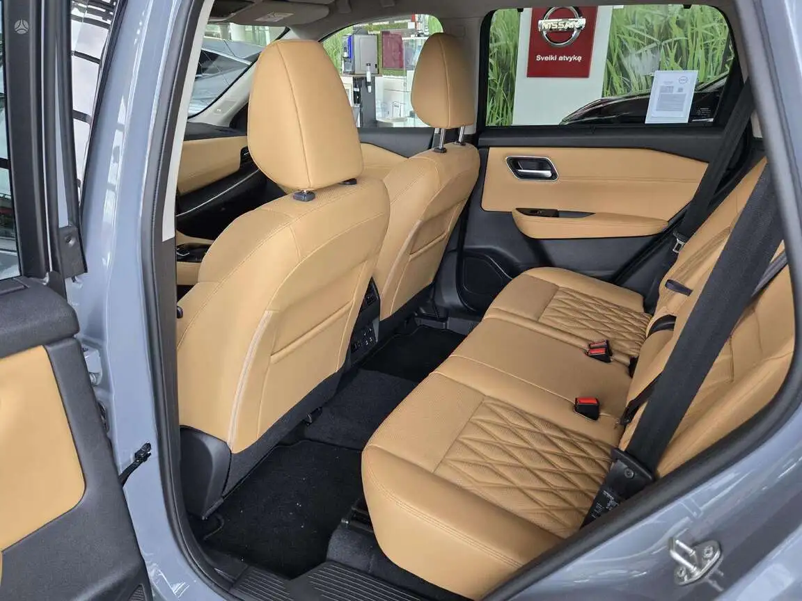NISSAN X-TRAIL