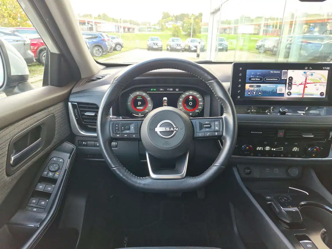 NISSAN X-TRAIL