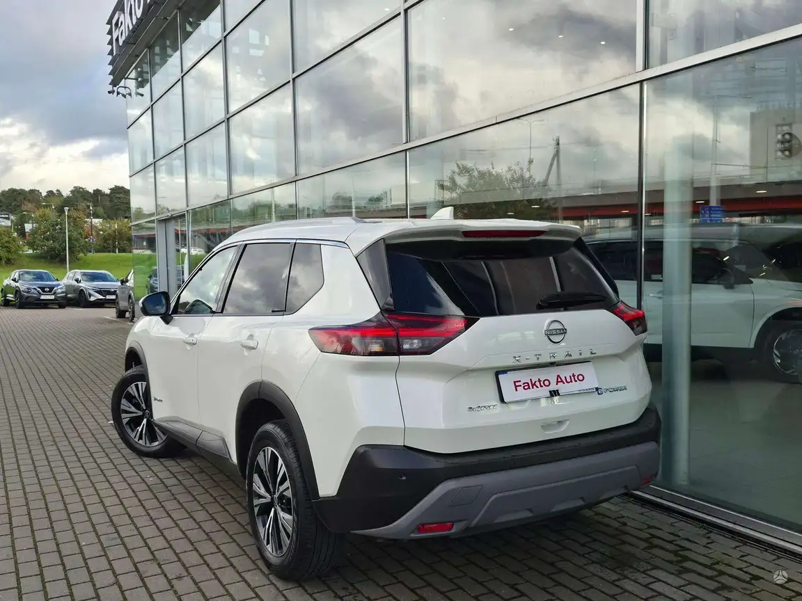 NISSAN X-TRAIL