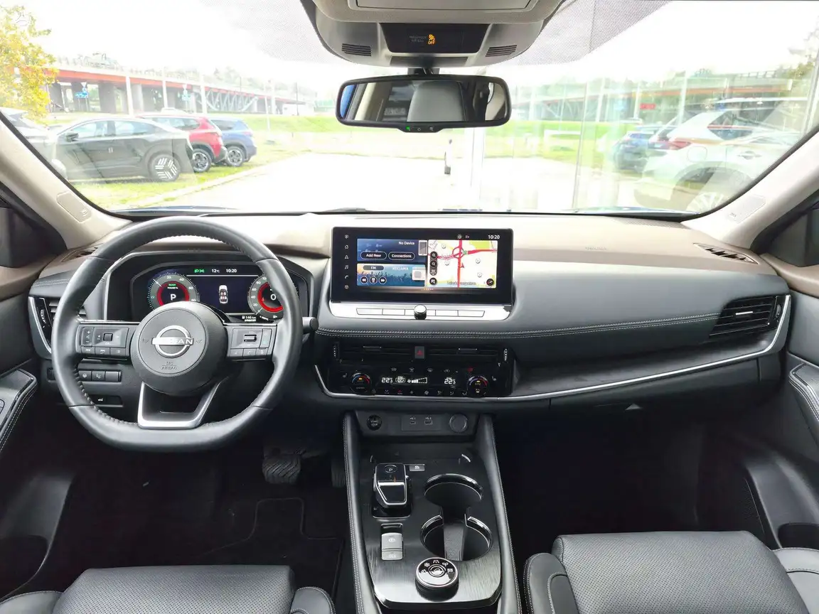 NISSAN X-TRAIL