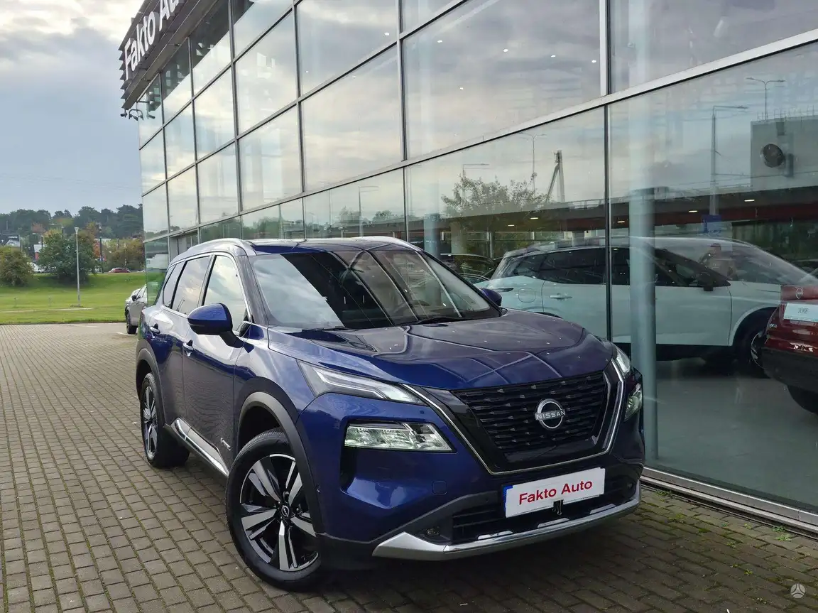 NISSAN X-TRAIL