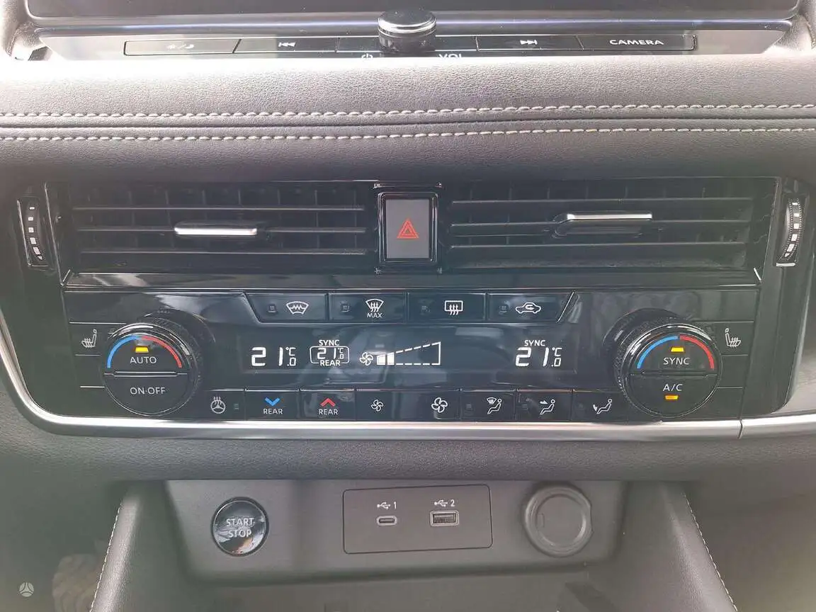 NISSAN X-TRAIL