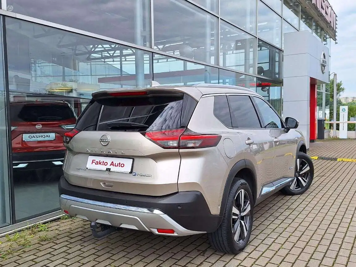 NISSAN X-TRAIL