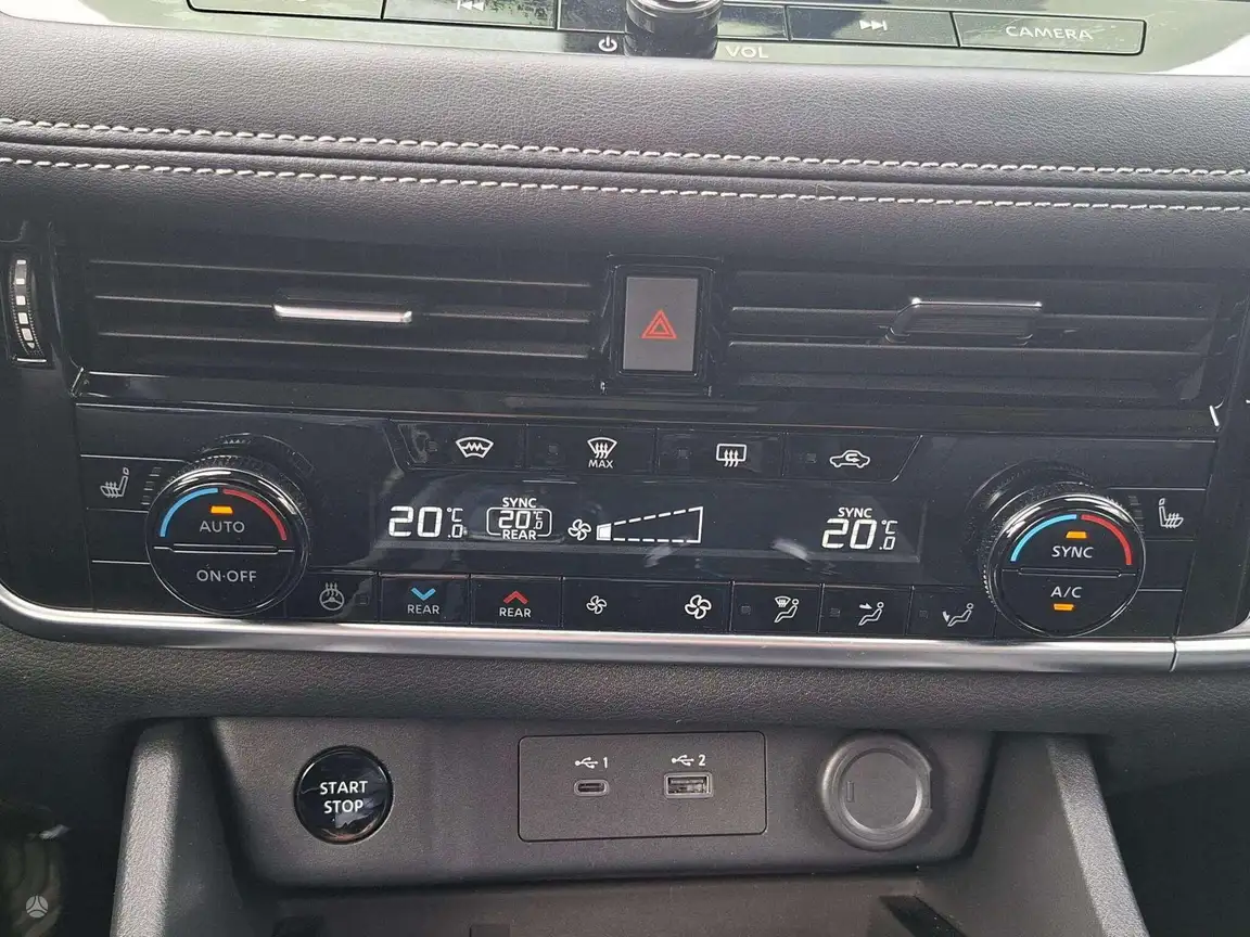 NISSAN X-TRAIL