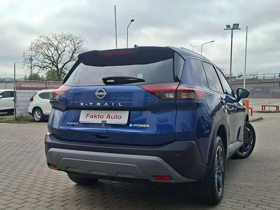 NISSAN X-TRAIL