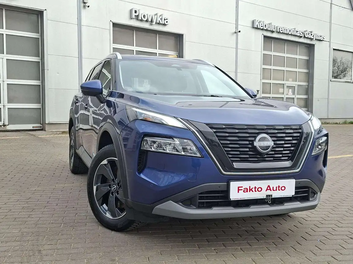 NISSAN X-TRAIL