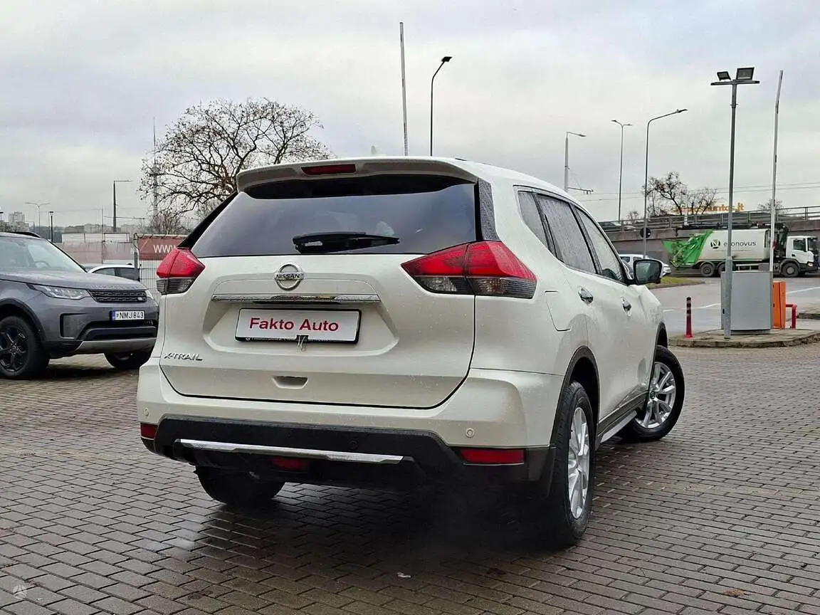 NISSAN X-TRAIL