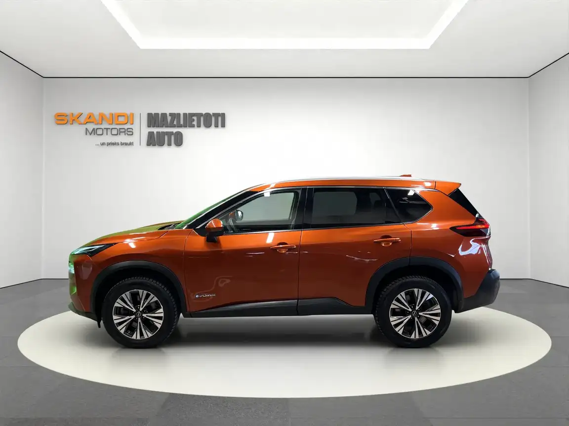 NISSAN X-TRAIL