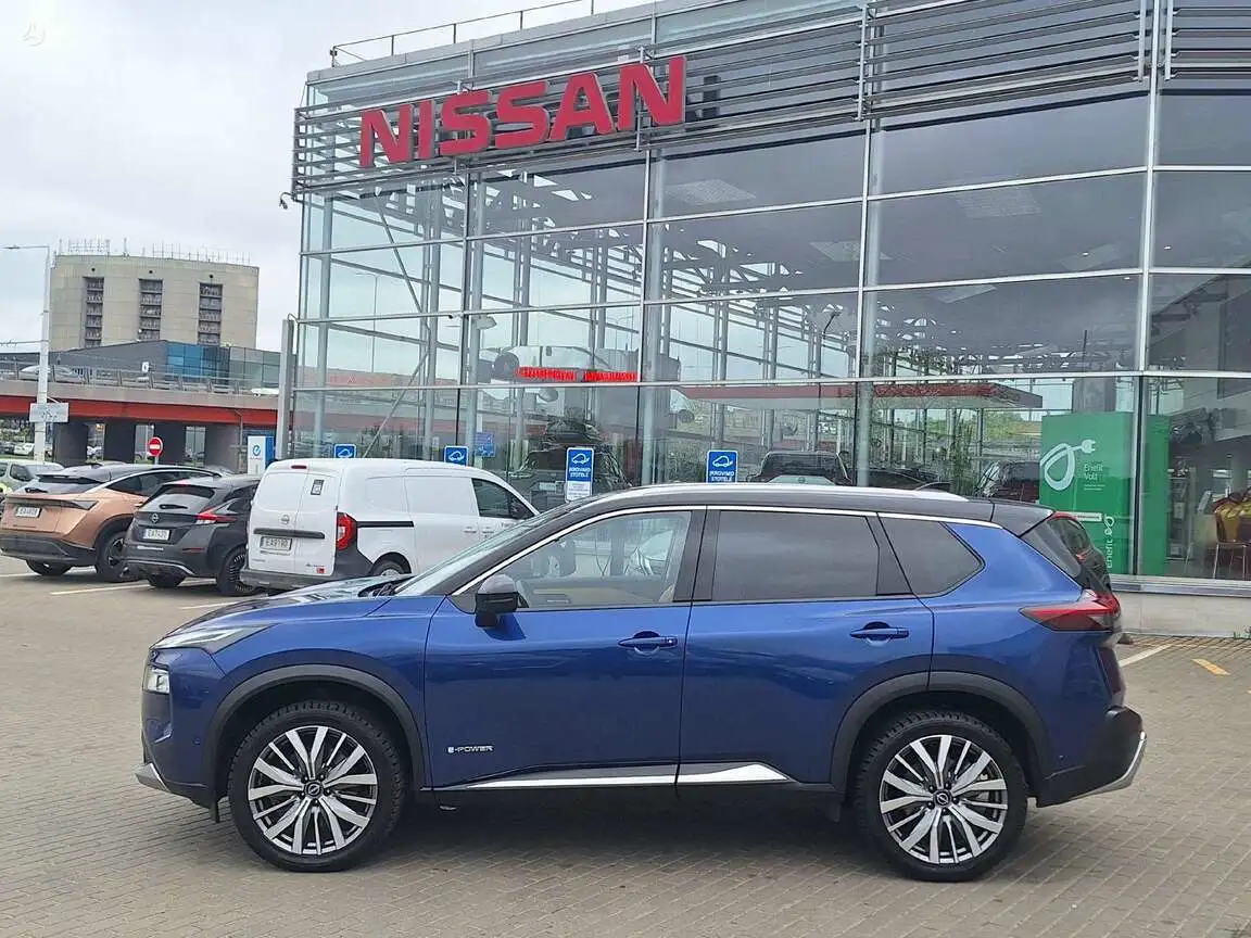 NISSAN X-TRAIL