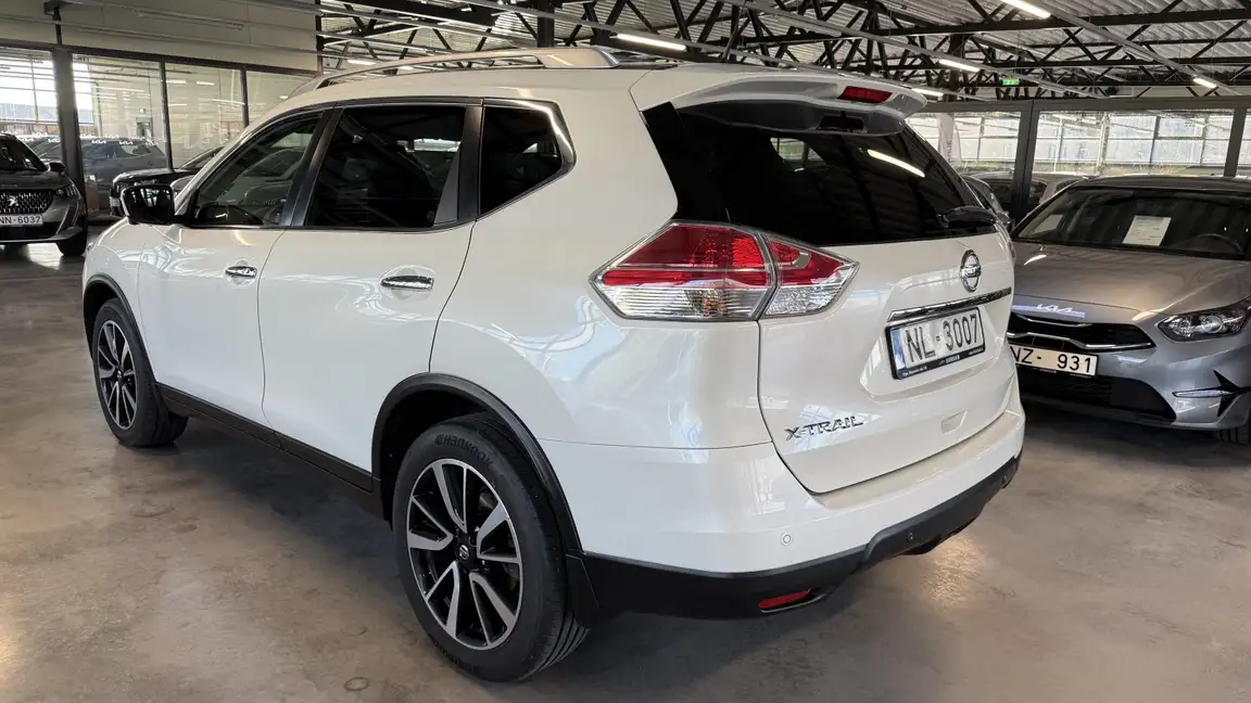 NISSAN X-TRAIL