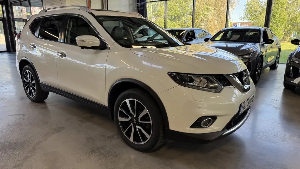 NISSAN X-TRAIL