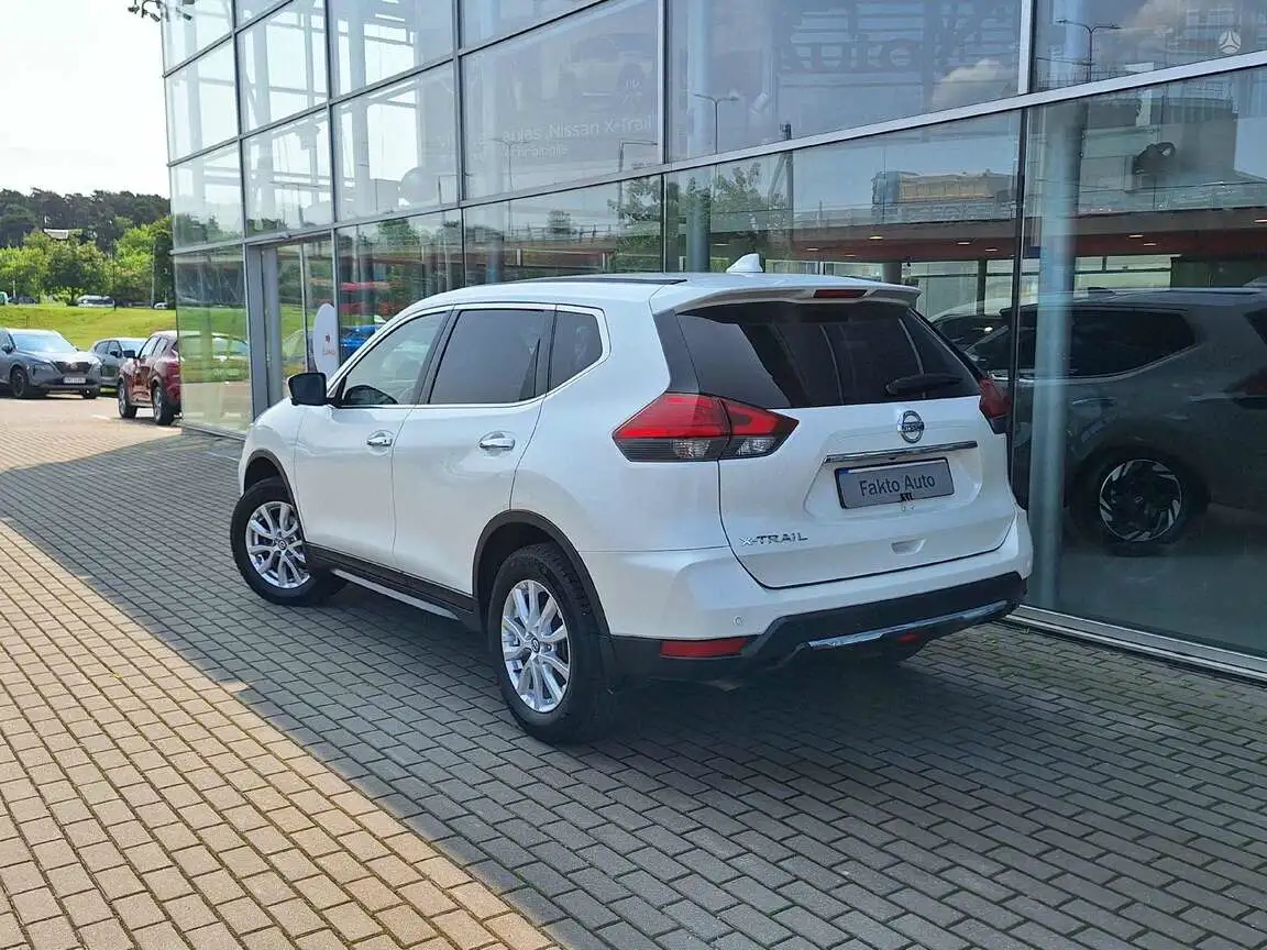 NISSAN X-TRAIL