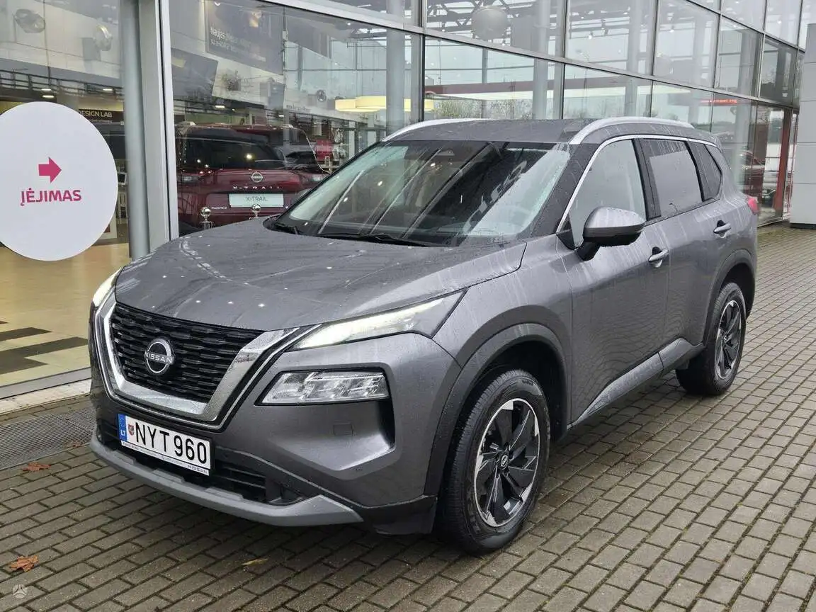 NISSAN X-TRAIL