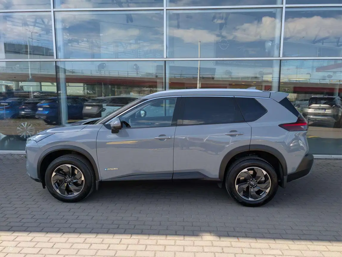 NISSAN X-TRAIL