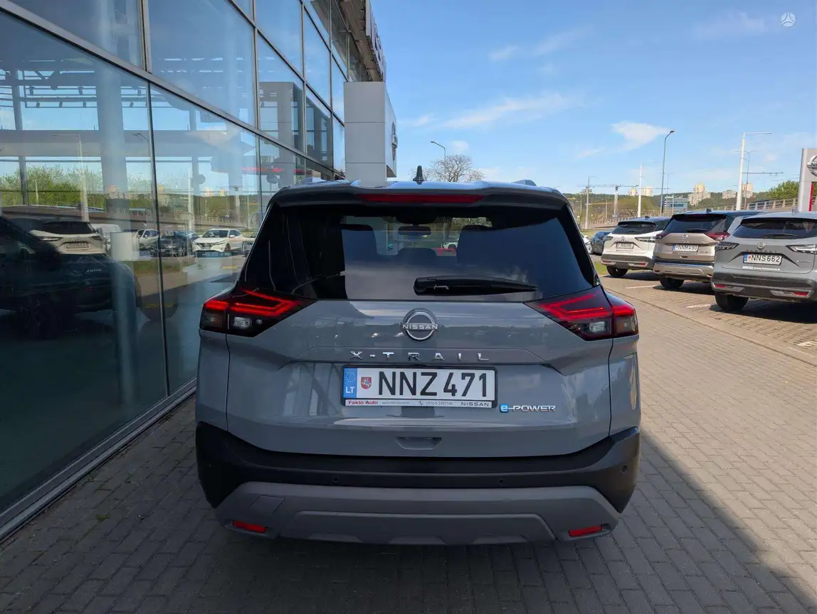 NISSAN X-TRAIL