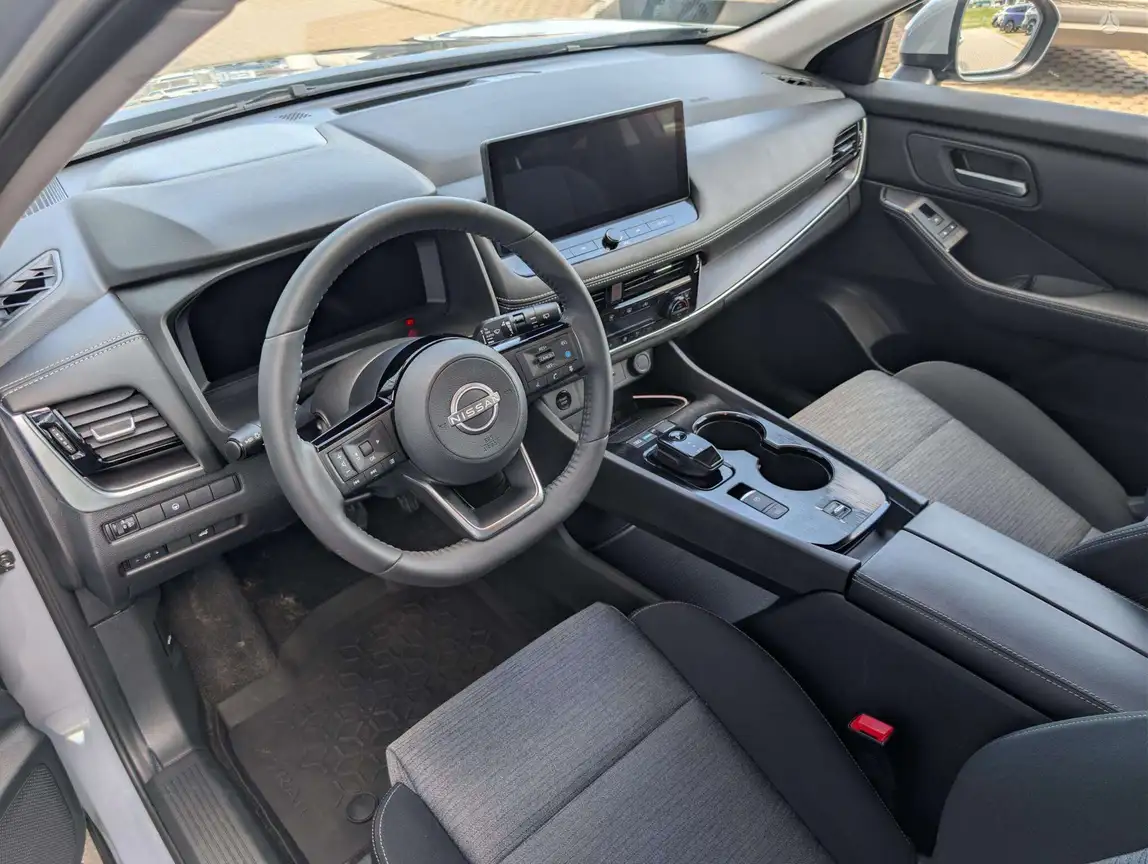 NISSAN X-TRAIL