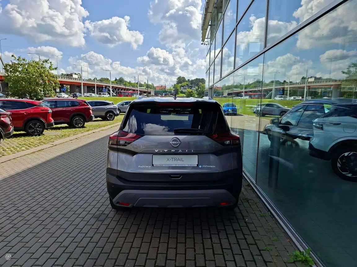 NISSAN X-TRAIL