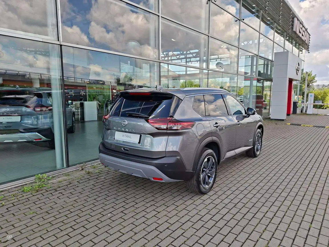 NISSAN X-TRAIL