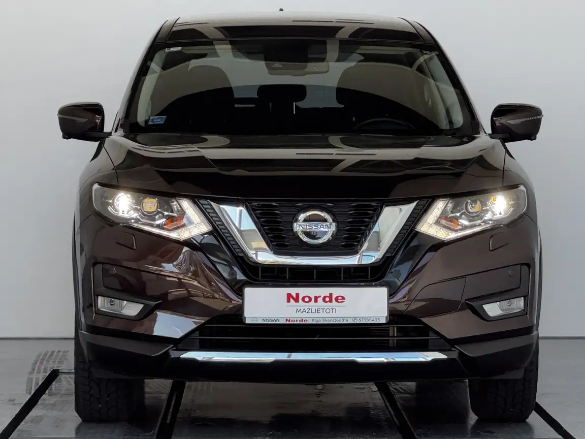 NISSAN X-TRAIL