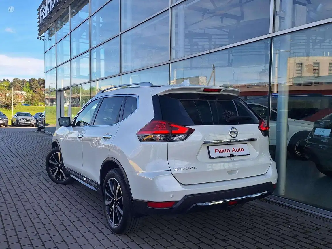 NISSAN X-TRAIL