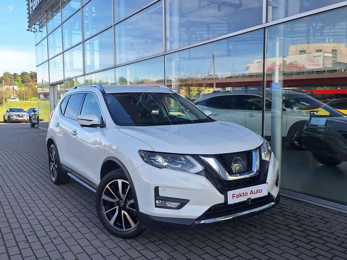 NISSAN X-TRAIL