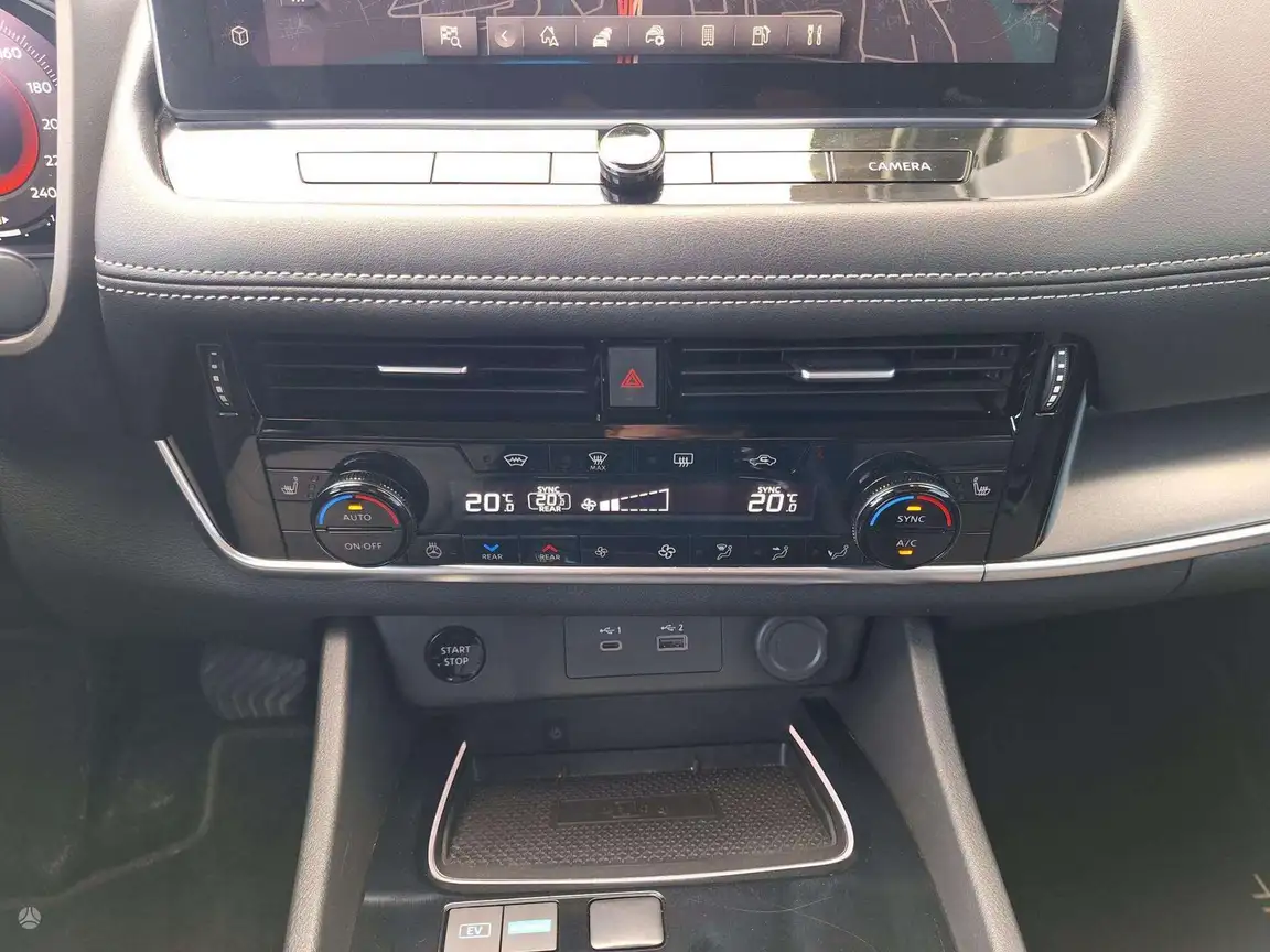 NISSAN X-TRAIL