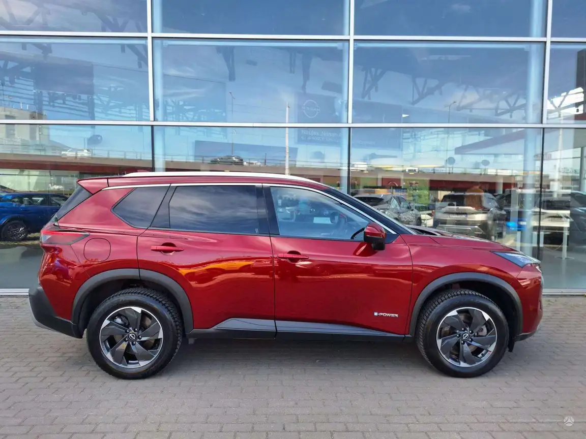 NISSAN X-TRAIL