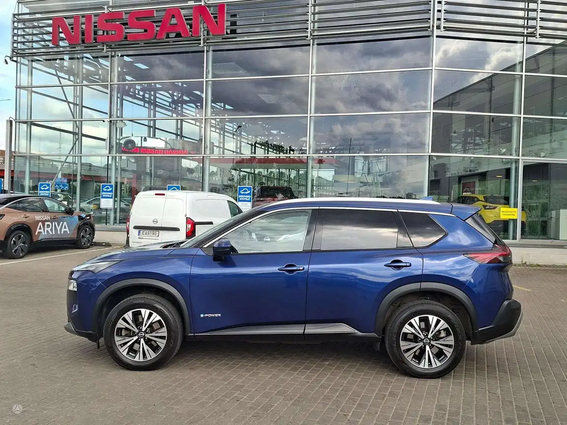 NISSAN X-TRAIL
