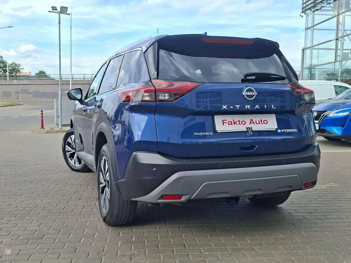 NISSAN X-TRAIL