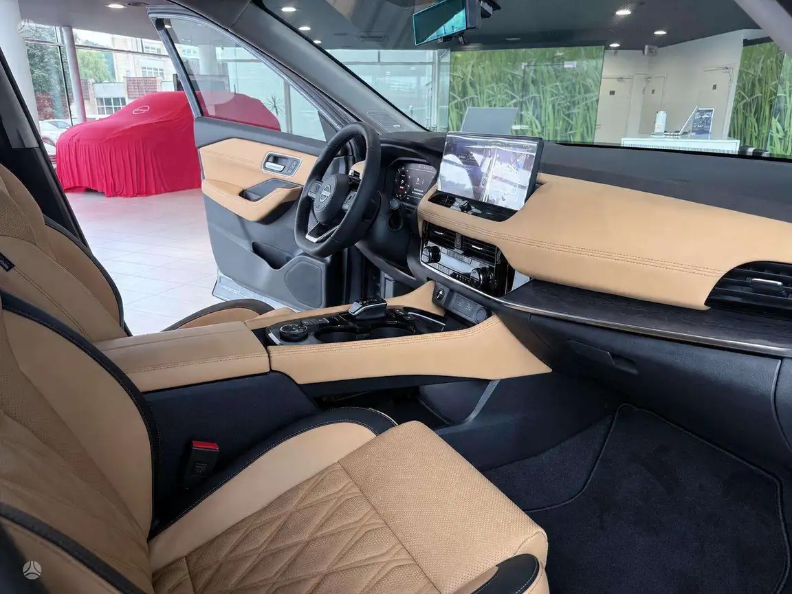 NISSAN X-TRAIL