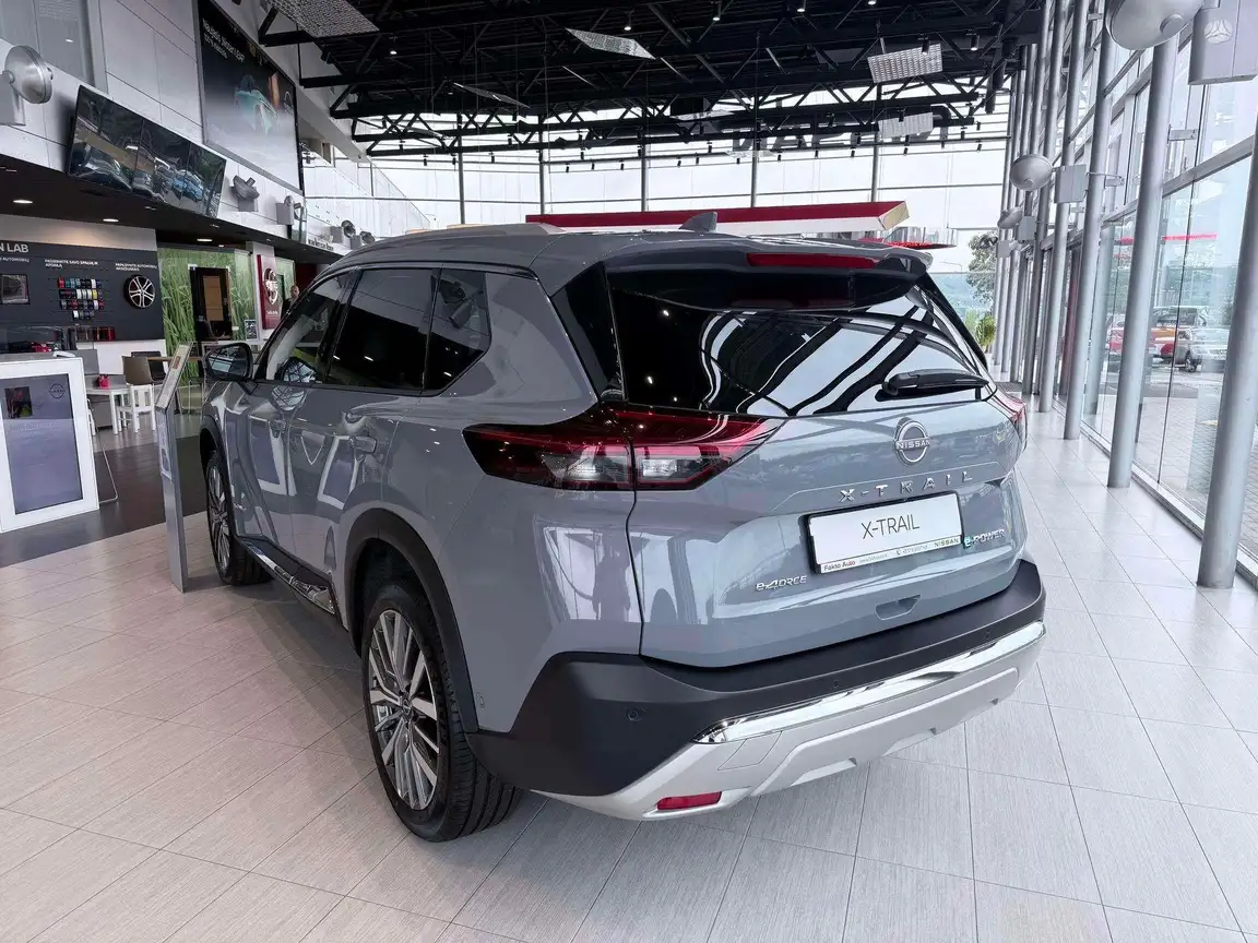 NISSAN X-TRAIL