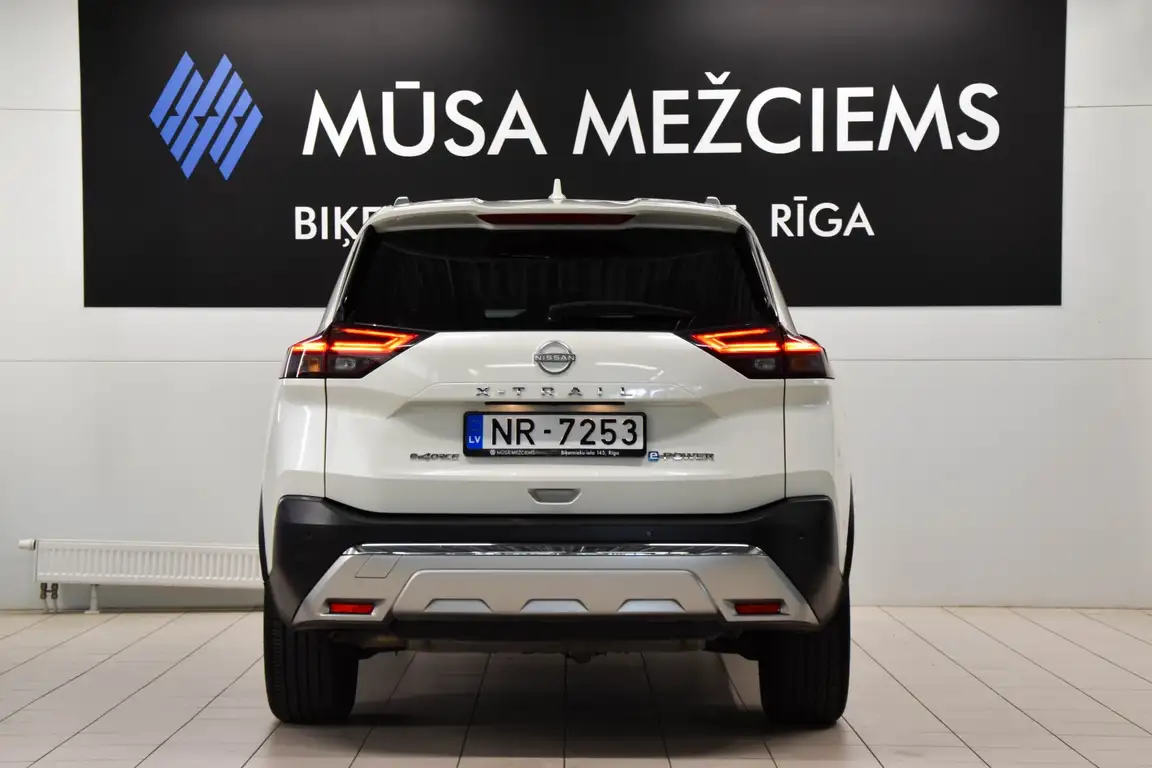 NISSAN X-TRAIL