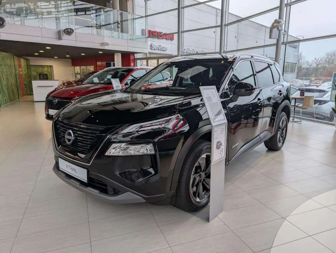 NISSAN X-TRAIL