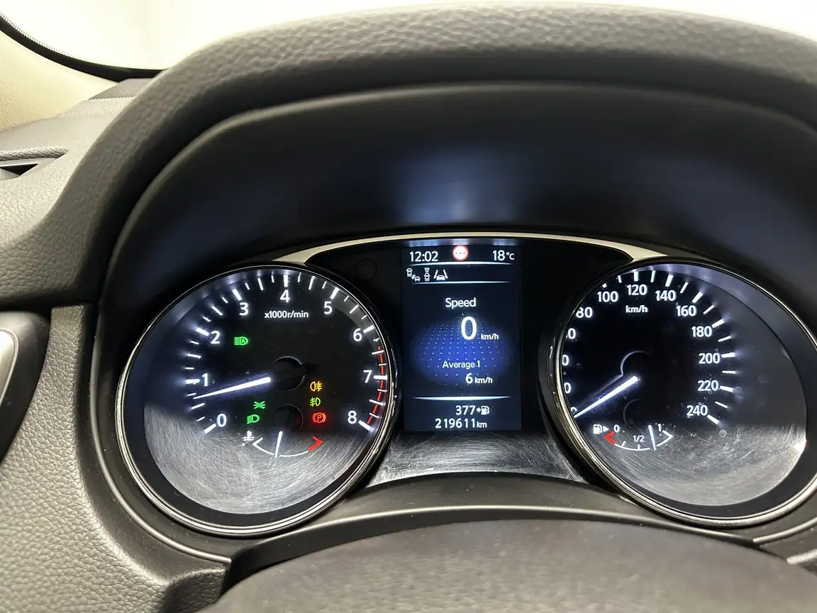 NISSAN X-TRAIL
